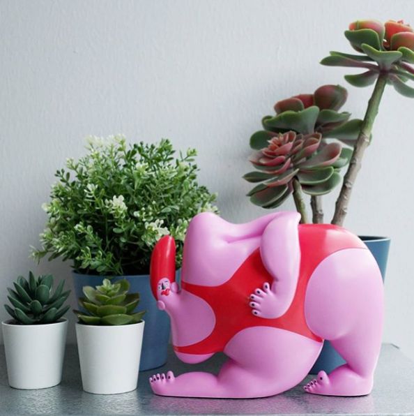 With Myself d'Amber Vittoria x Unbox Industries