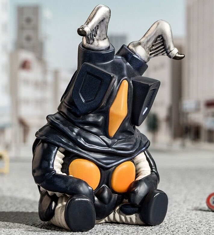 KAIJU Sitting in a Row Series Figures