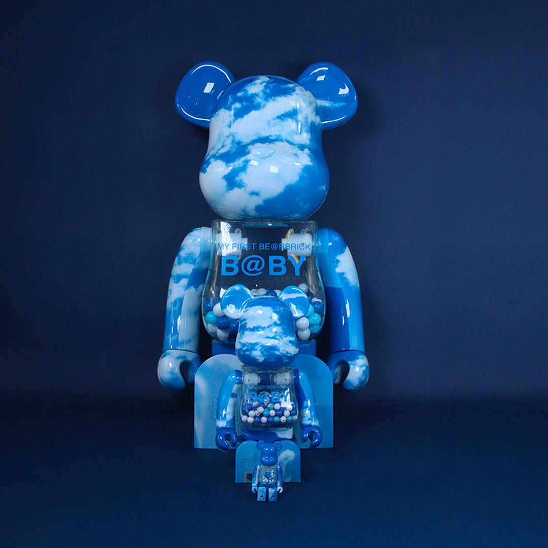400% + 100% Bearbrick My First Baby (Blue Sky)
