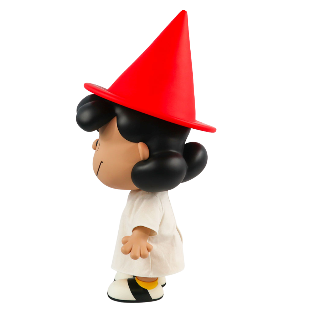 Peanuts Supersize - Lucy in Witch Mask