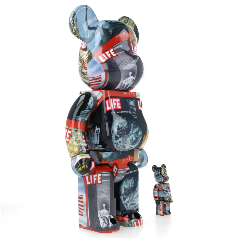 400% + 100% Bearbrick Life Magazine