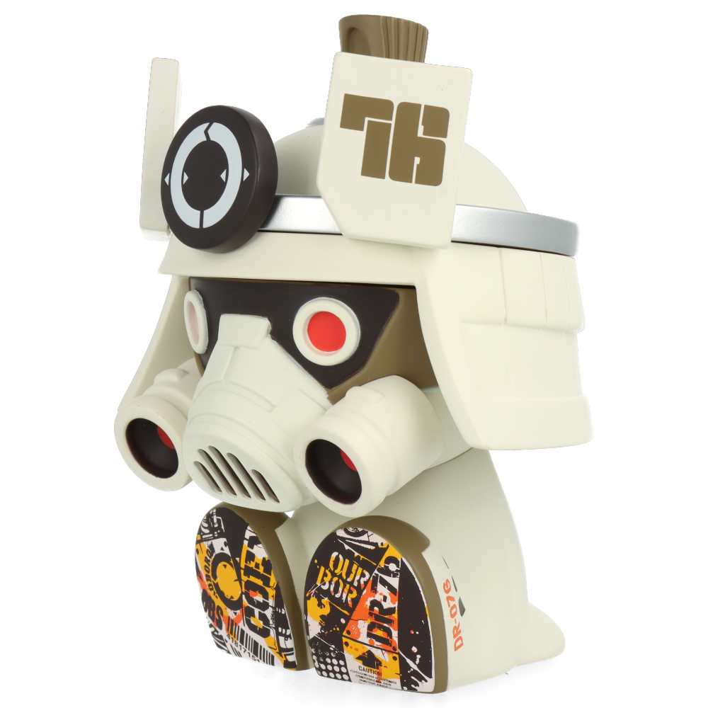 DR76 Canbot - Phantom White