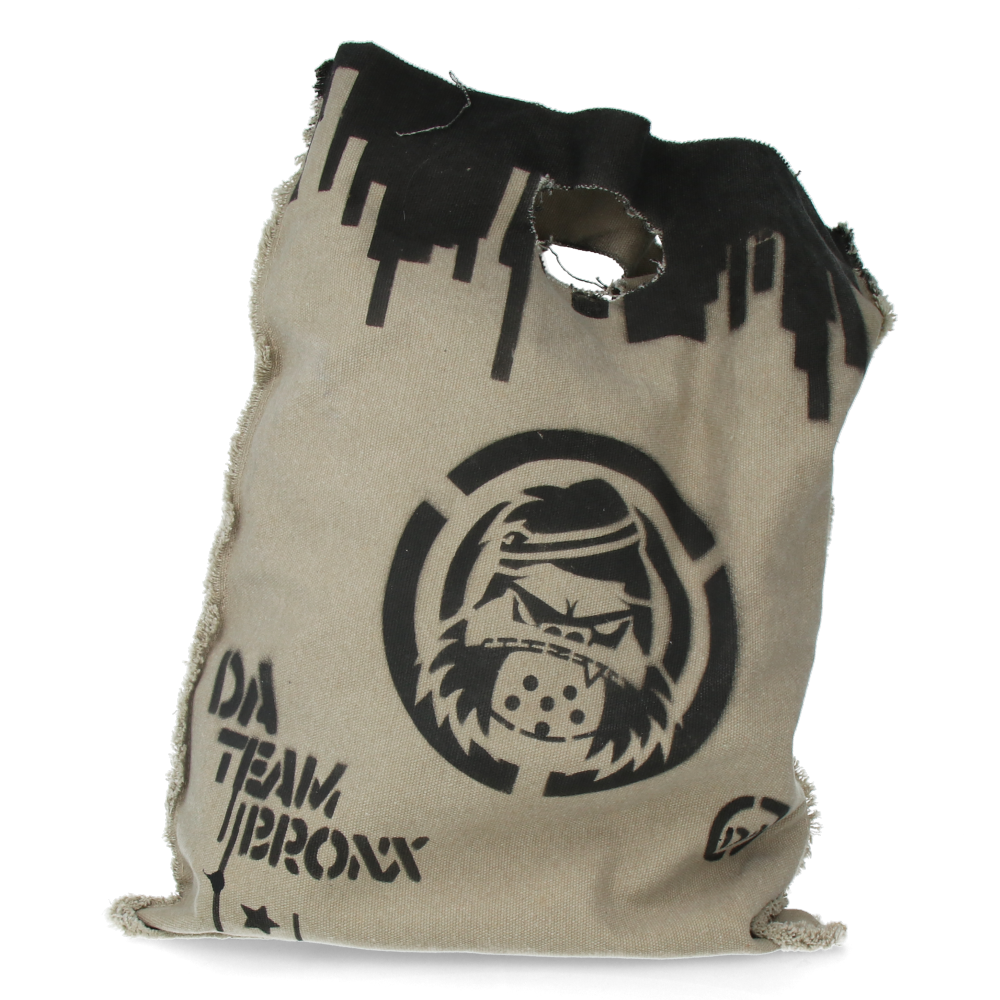 Da Minci by Tim Tsui - Grey