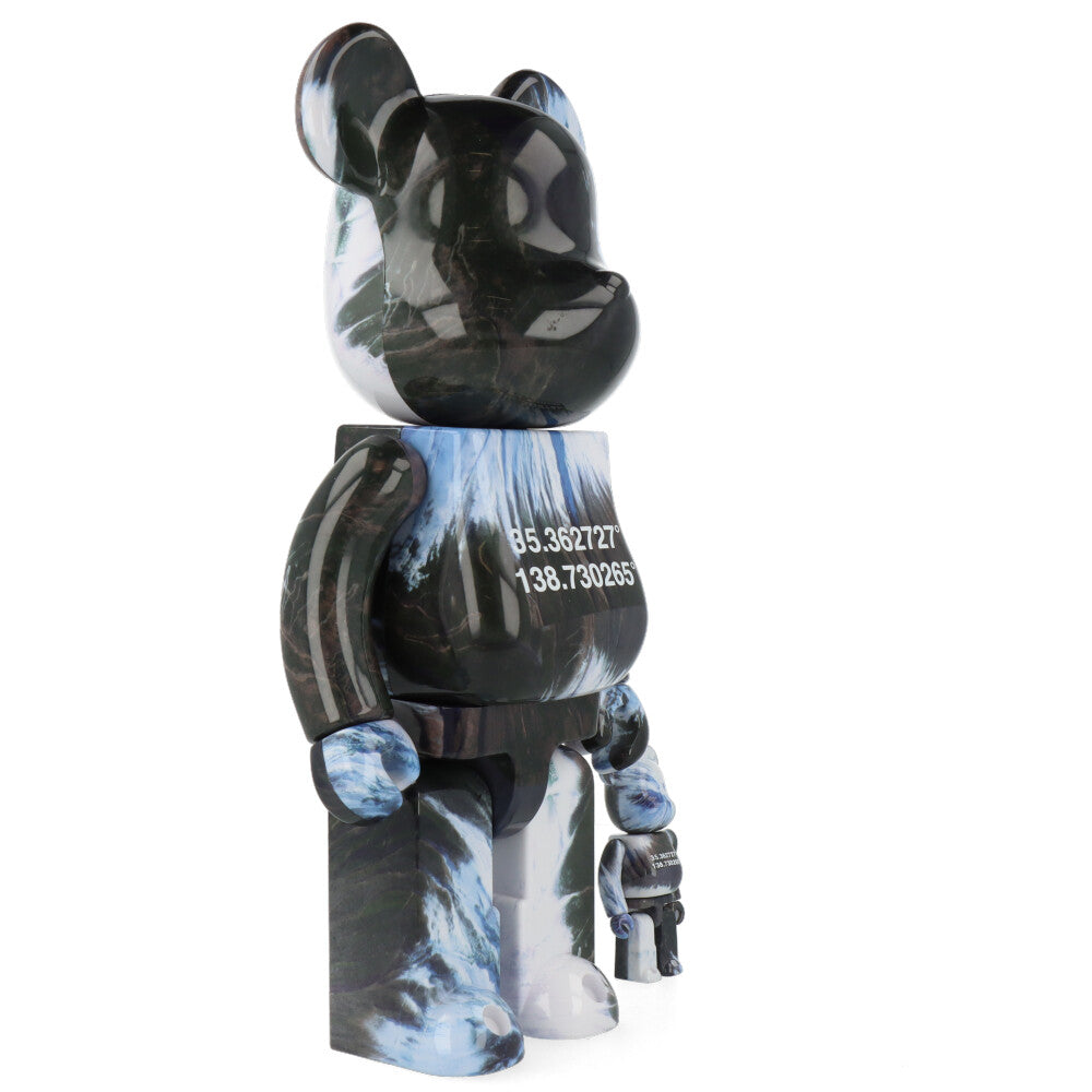 400% + 100% Bearbrick Benjamin Grant - Overview Fuji