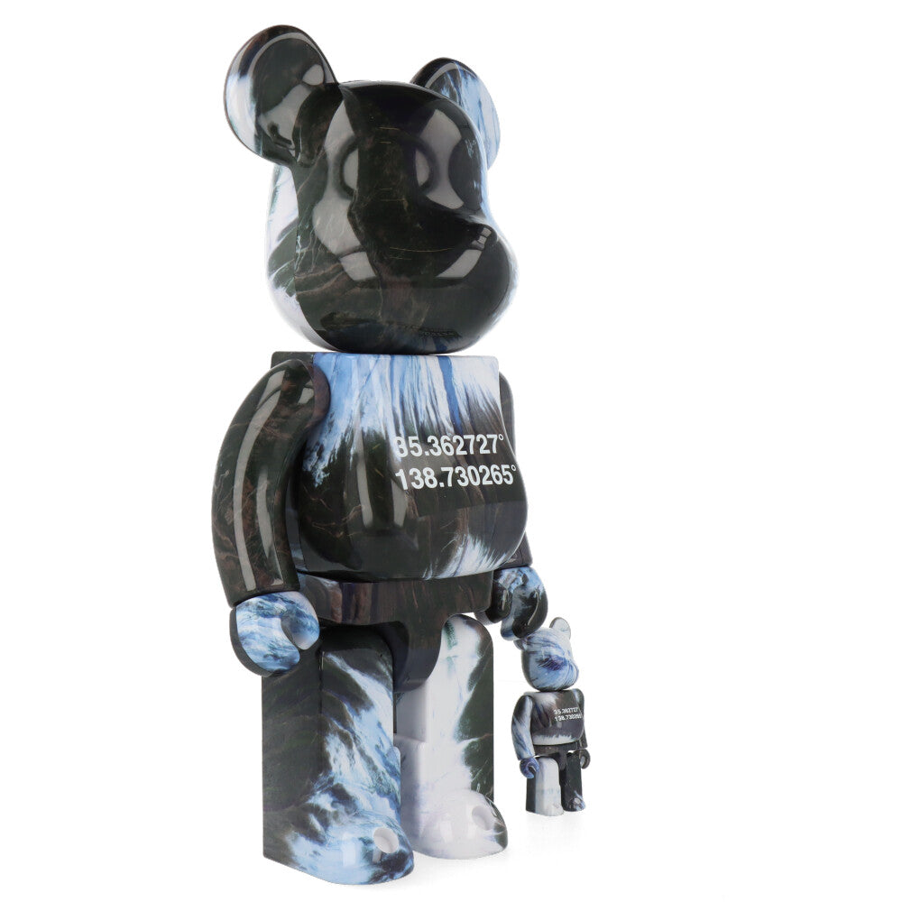 400% + 100% Bearbrick Benjamin Grant - Overview Fuji