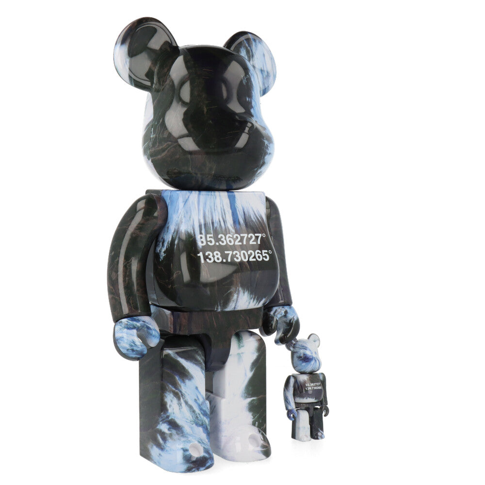 400% + 100% Bearbrick Benjamin Grant - Overview Fuji