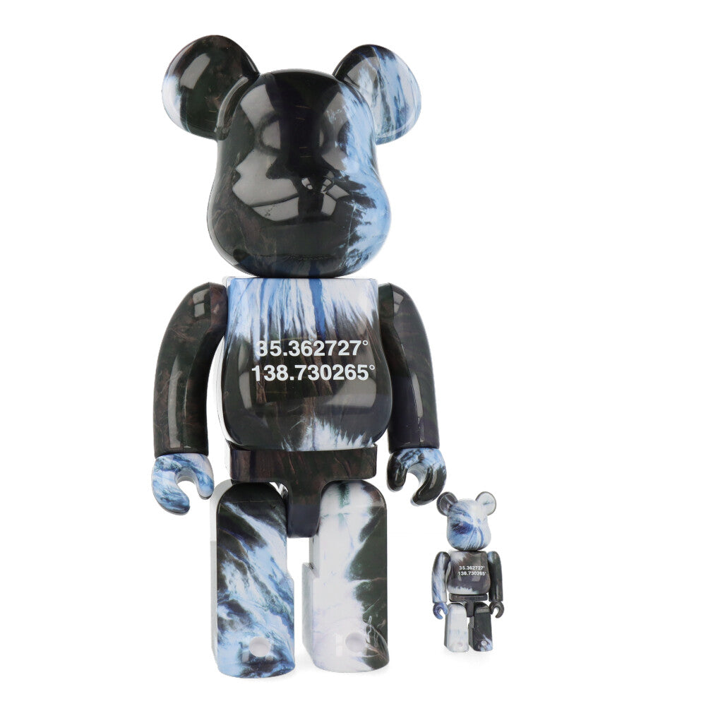 400% + 100% Bearbrick Benjamin Grant - Overview Fuji