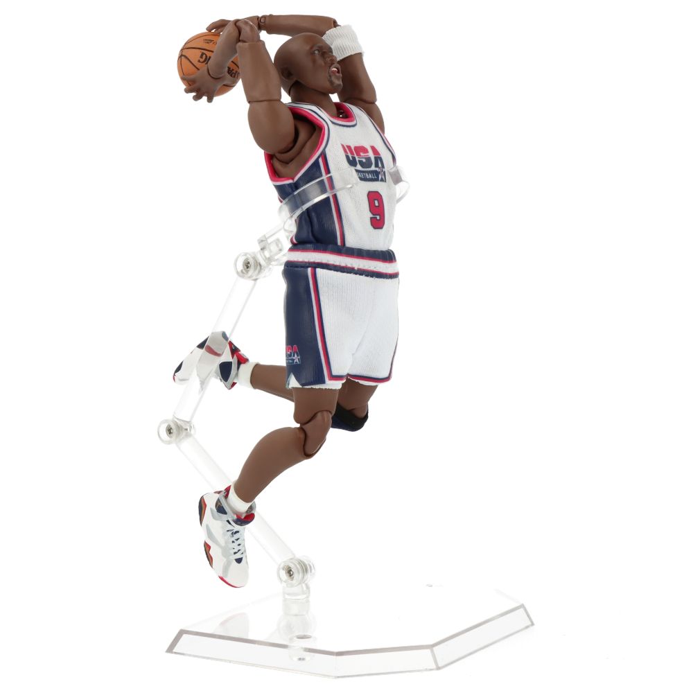 Mafex - Michael Jordan - Chicago Bulls