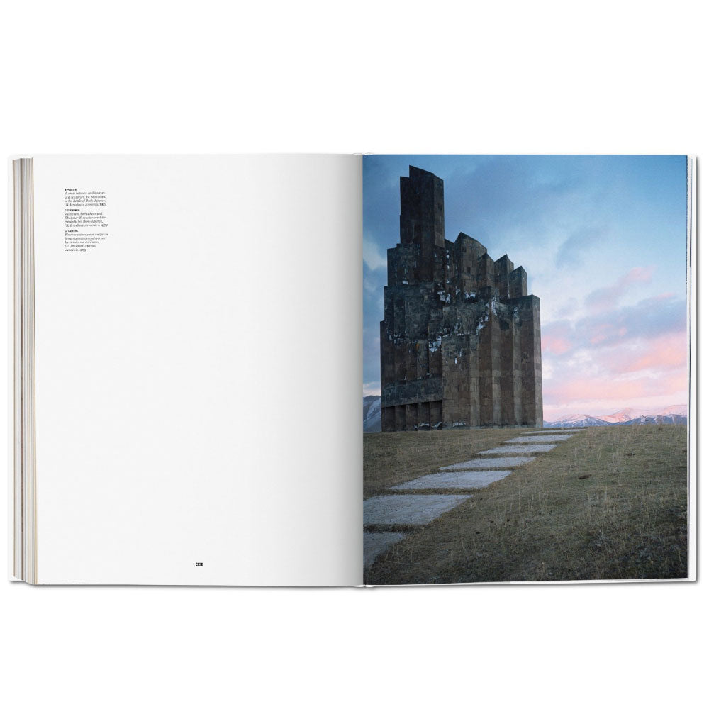 Frédéric Chaubin : Cosmic Communist Constructions Photographed