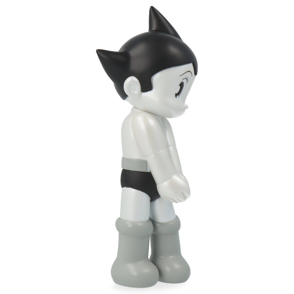 Astro Boy - Shy - Openened Eyes - Black and White Version