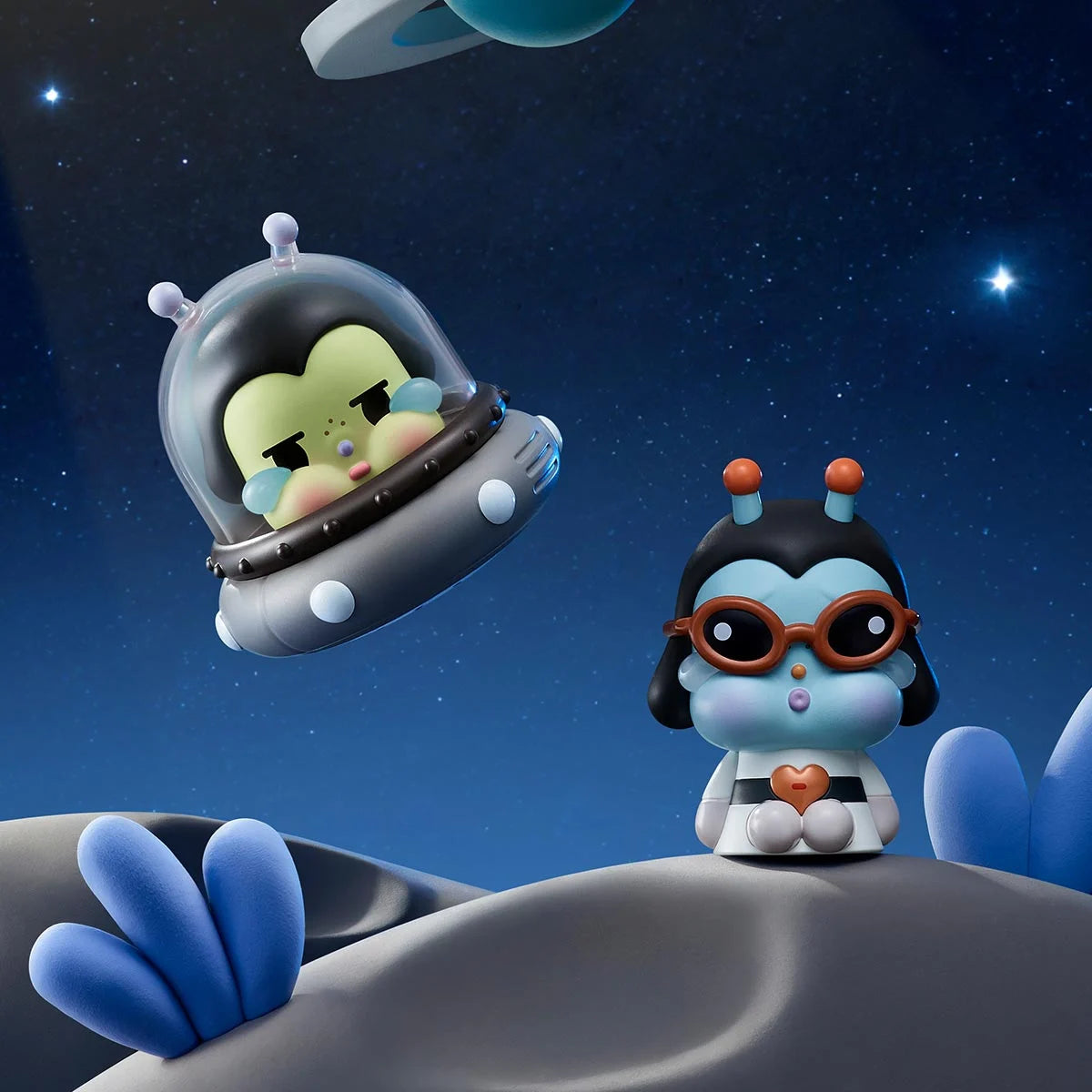 CryBaby Crying to the Moon - Sitting Series Figures