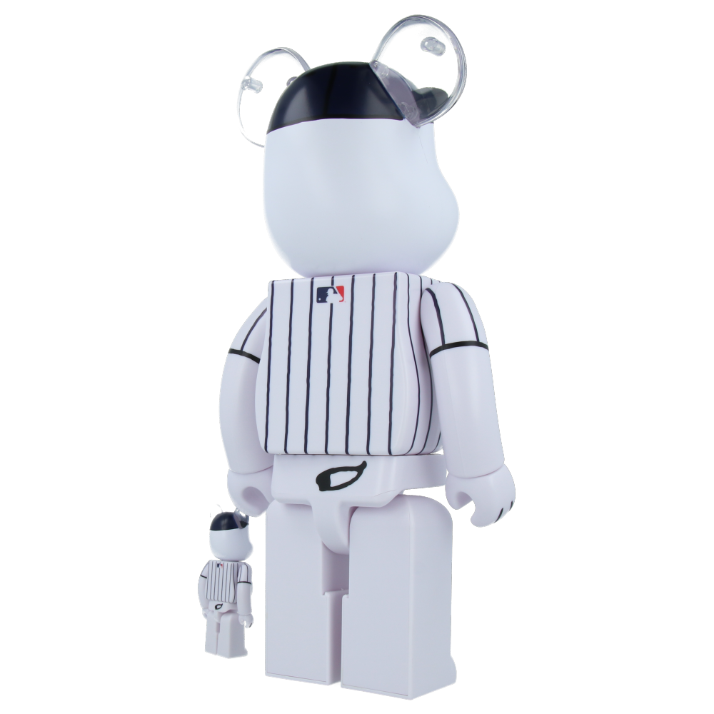 400% + 100% MLB x Peanuts Bearbrick Snoopy (New York Yankees)