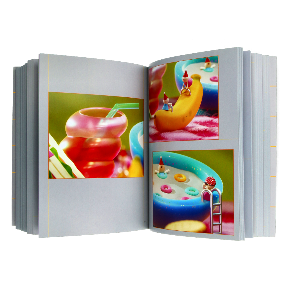 ThreeDimensional : 3D Graphics in Branding and Design - Victionary Book