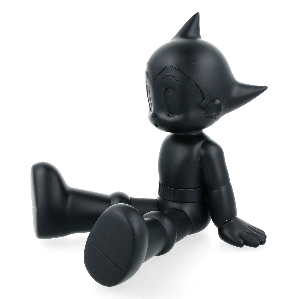 Astro Boy Sitting (Black) - Poly