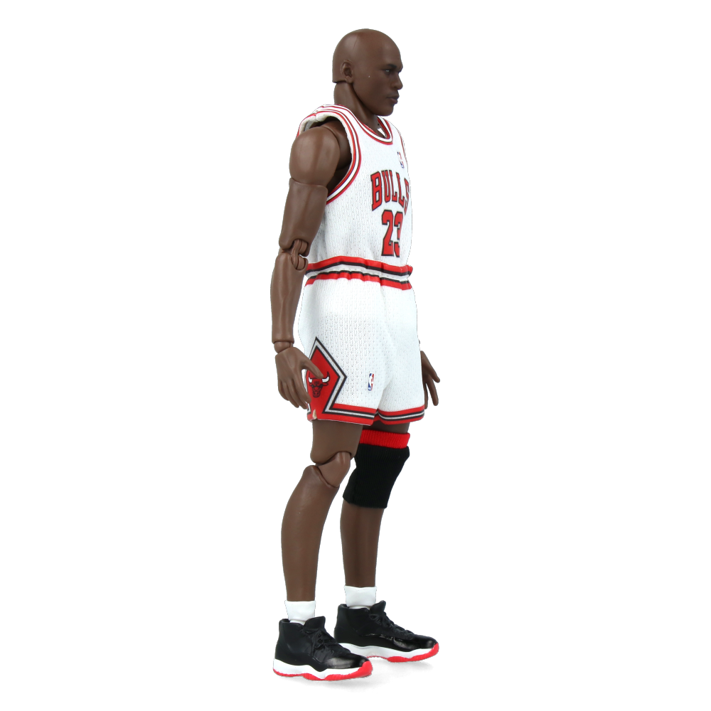 Mafex - Michael Jordan (Chicaco Bulls Home)