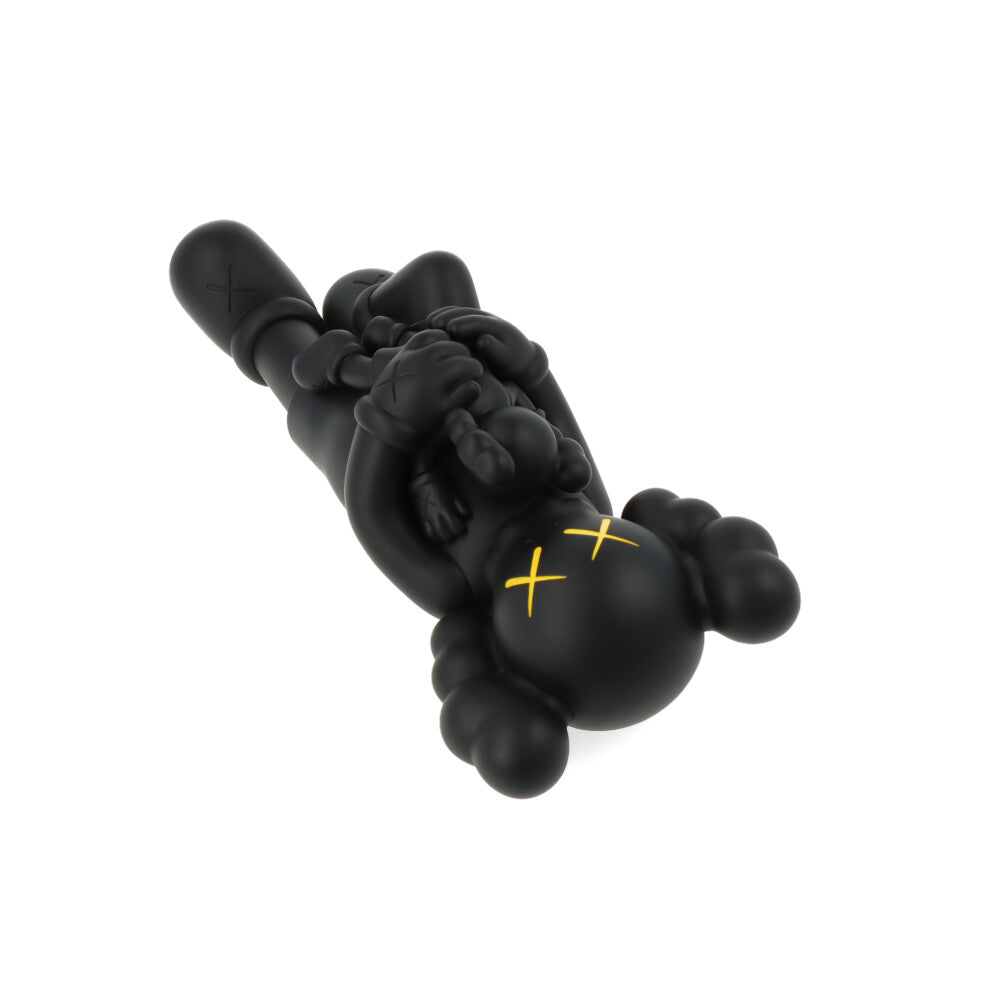 Kaws : Holiday Singapore - Black Version