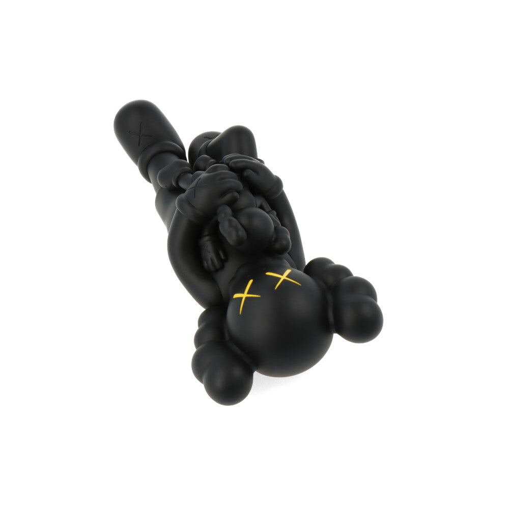 Kaws : Holiday Singapore - Black Version