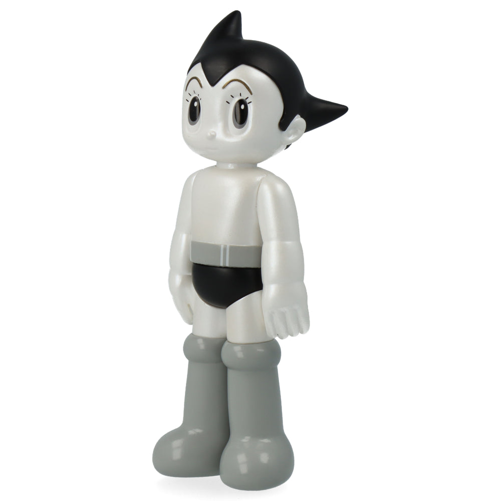 Astro Boy Standing - Black and White (Opened Eyes) – Artoyz